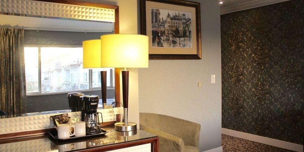 The Deluxe Hotel Vancouver Eksteriør billede